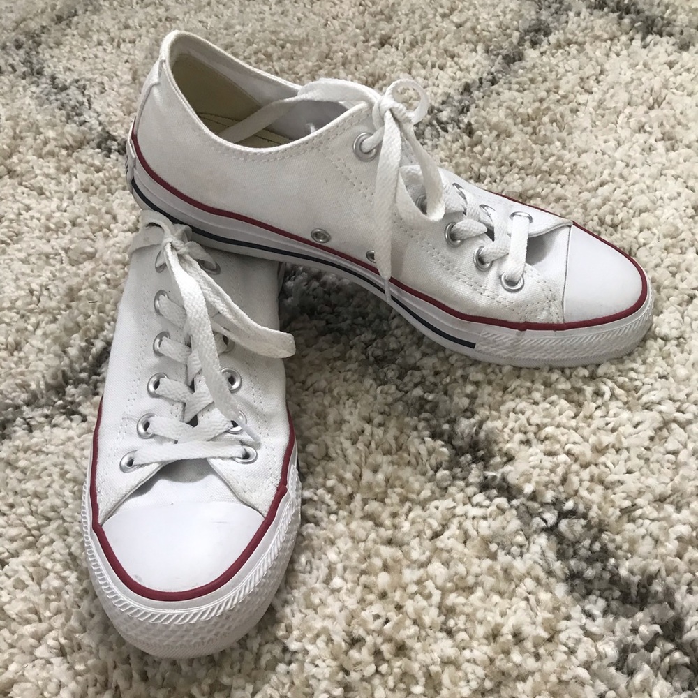 White Converse sz 8